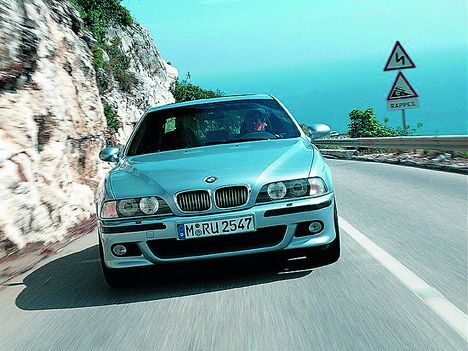 Изображение M5 (E39)